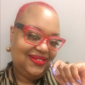 Meet your Posher, Kemi